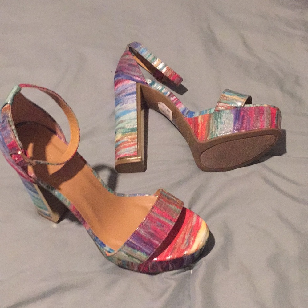 Never worn multicolored heels